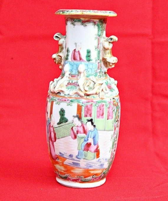 Antique 19th Century Rose Medallion Chinese Porcelain Vase 8" Vintage Collectible Rare Asian Art Hand-Painted Decorative Piece