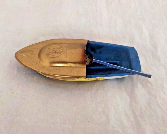 Vintage Steam-Powered Phat Phat Tin Toy Boat– Rare Indian-Made Collectible, Classic Nautical Retro Toy, Unique Nostalgic Gift for Collectors