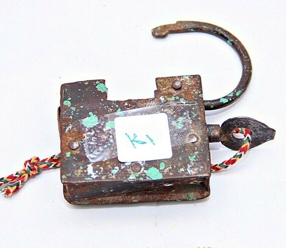 Rare Collectible Antique Iron Lock and Key Padlock from India Unique Decorative Tool Vintage Home Decor Gift Idea for History Enthusiasts K1