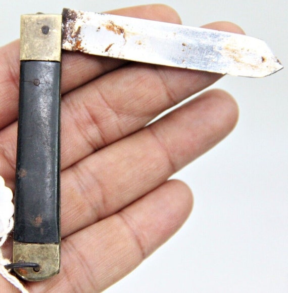 Rare Vintage Folding Pocket Knife – Steel Blade with Horn & Brass Handle, Unique Collectible for Outdoor Enthusiasts and Knife Collectors P6