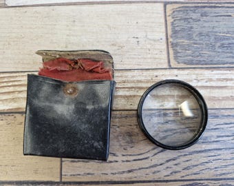 Lente d'ingrandimento vintage con custodia in pelle, strumento ottico da collezione