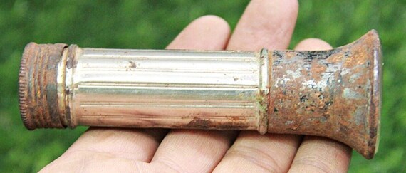 Metal Flashlight Torch – Classic Nostalgic Night Illumination | Vintage Lantern-Style Collectible | Functional Light for Enthusiasts