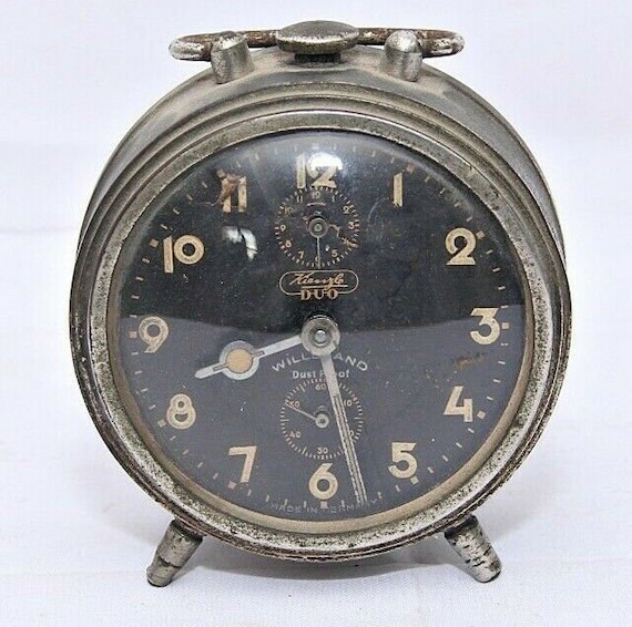 Vintage Kienzle Alarm Clock – Made in Germany Dustproof Tabletop Timepiece | Repair/Restoration Project | Collectible Clock for Enthusiasts