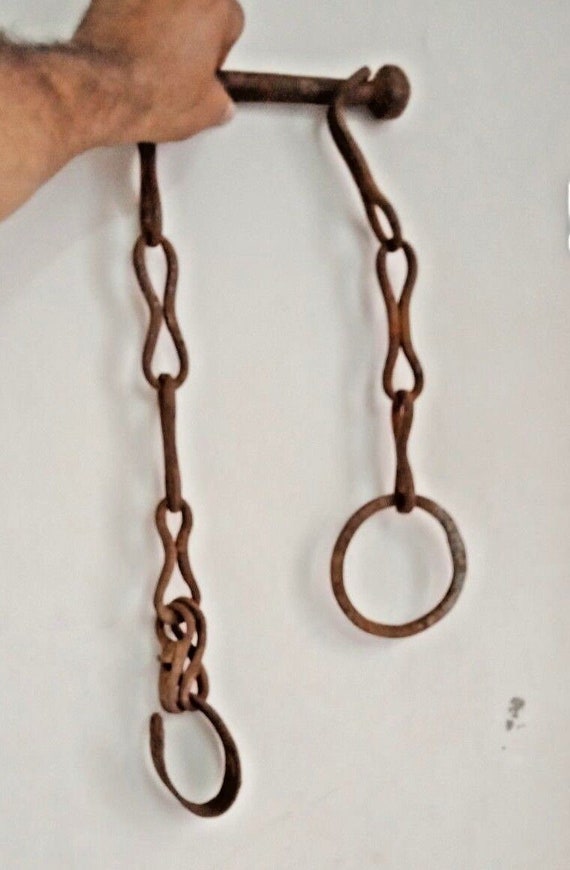 1800 Antique Primitive Hand Forged Wrought Iron 8 Shape Locking Chain for Restoration, Home Decor, Unique Art Piece, Collector Item