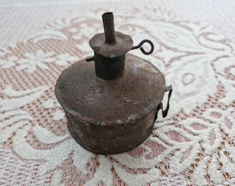 Vintage Indian Iron Kerosene Wick Lamp Rustic Metal Oil Lantern Traditional Rural Lighting Collectible