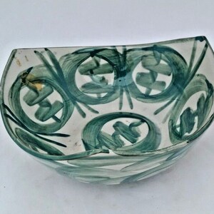 Vintage Collectible Porcelain Fruit Bowl from India – Unique Antique-Style Design, Decorative Kitchen or Home Dish, Timeless Artisanal Decor