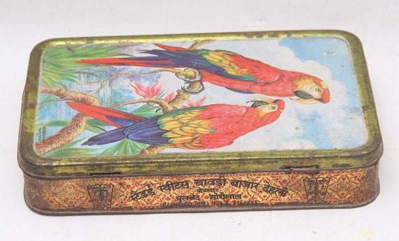 Vintage Utility Standard Sweet Box– Parrot Love Birds Litho Art Print | Antique Collectible Tin | Retro Kitchen Storage & Decorative Display