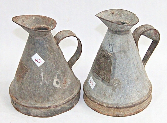 Tin Fuel Pitcher Oil Jug and Petrol Measuring Jug, Retro Tin Can Container Rare Old Vintage Decor and Functional Classic Collectible