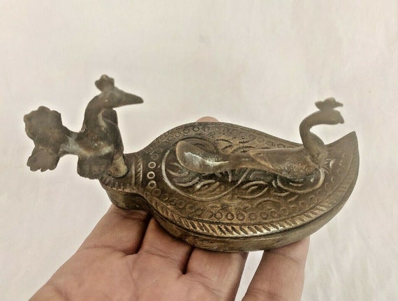 Old Vintage Handcrafted Brass Kumkum Box, Religious Sindoor Tikka Holder Chopda Unique Design Vermilion Box, Hindu Ritual Decor Collectible