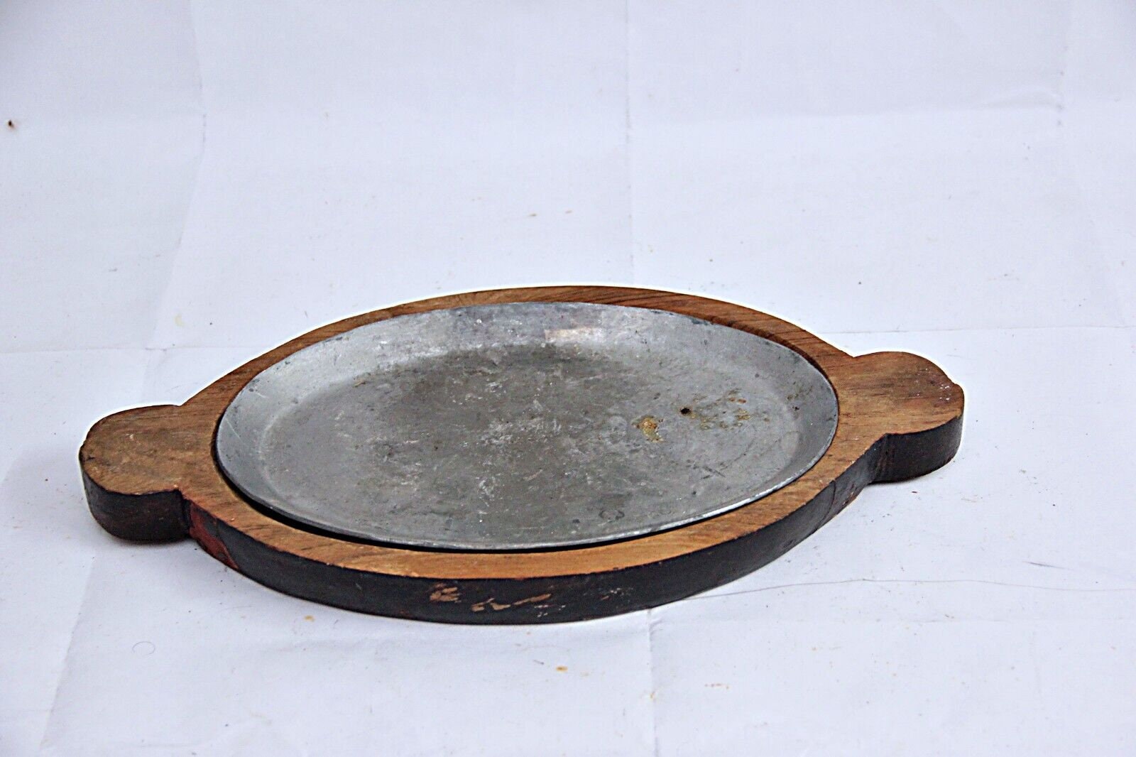 oval cast iron serving dishes for