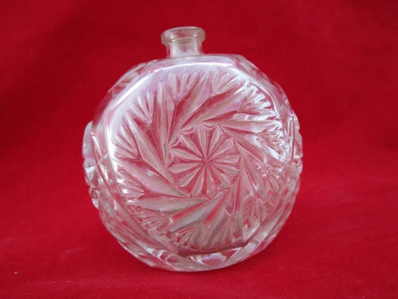 Rare Old Vintage Hand Crafted Glass Perfume Bottle - Unique Design Collectible - Empty Glass Scent Bottle for Display, Retro Decorative Gift