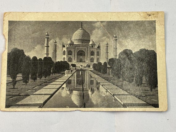 Vintage Picture Postcard of Taj Mahal Agra – Iconic Front View Collectible, Rare Architectural Postcard, Timeless Travel Memorabilia