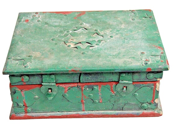 Vintage Rare Handmade Painted Coin Money Box | Unique Wooden Storage Box for Coins Jewellery Keepsakes | Rustic Multipurpose Organizer Decor
