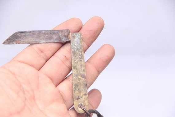 Vintage Old Brass Handle Folding Knife with Iron Blade, Collectible Indian Knife for Home Decor and Collectors, Unique Curio for Display S1