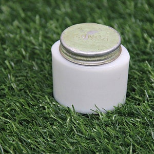 Pond&#39;s Cold Cream Flasche, seltenes Vintage Sammlerstück aus England, perfekt für Sammler und Dekor-Enthusiasten