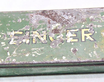 Vintage Singer Sewing Machine Metal Box, Retro Collectible Storage Case, Craft Decor