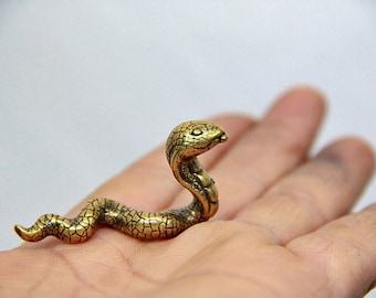 Statuetta di serpente in ottone realizzata a mano – Mini statua di serpente – Decorazione Feng Shui da collezione