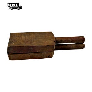 Vintage Wooden Citrus Juicer: Handcrafted Lemon Squeezer, Farmhouse Kitchen Decor