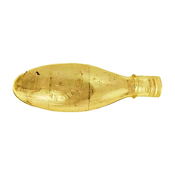 Cock Brand Glass Baby Bottle – Rare Japanese Vintage Collectible, Nostalgic Nursery Decor, Unique Feeding Bottle Gift for Collectors