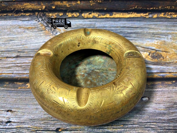Vintage Indian Brass Ashtray – Hand Etched Round Design, Unique Collectible Home & Office Décor