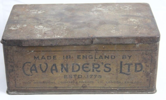 1940s Rare Cavender’s Medium Navy Cut Cigarettes Tin Box – Vintage English Litho Collectible Antique Smoking Memorabilia Retro Tobacco Decor