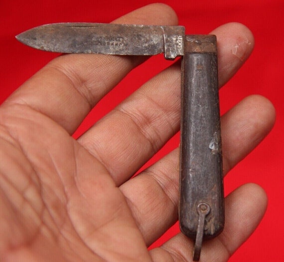 Vintage Horn-Hilt Iron Blade Folding Pocket Knife– Unique Antique Design Rare Find for Knife Collectors & Enthusiasts Functional Artifact H7