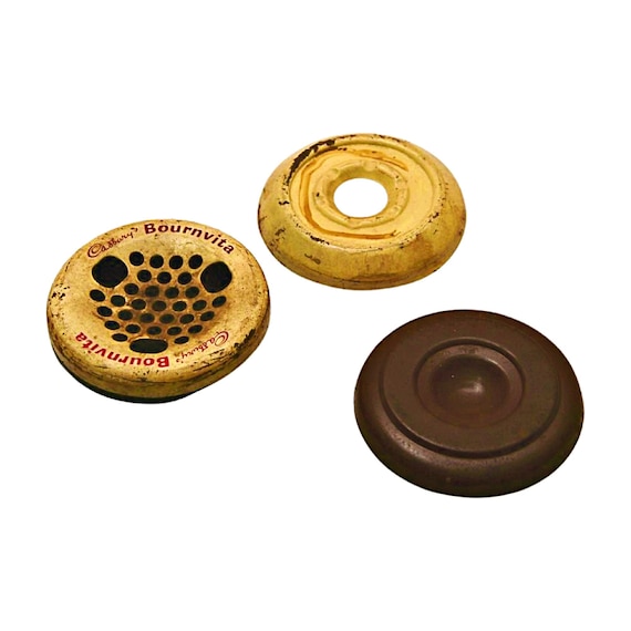 Old Vintage Iron Cadbury's Bournvita Ashtray – Rare Indian Advertising Collectible – Unique Retro Memorabilia for Collectors and Enthusiasts