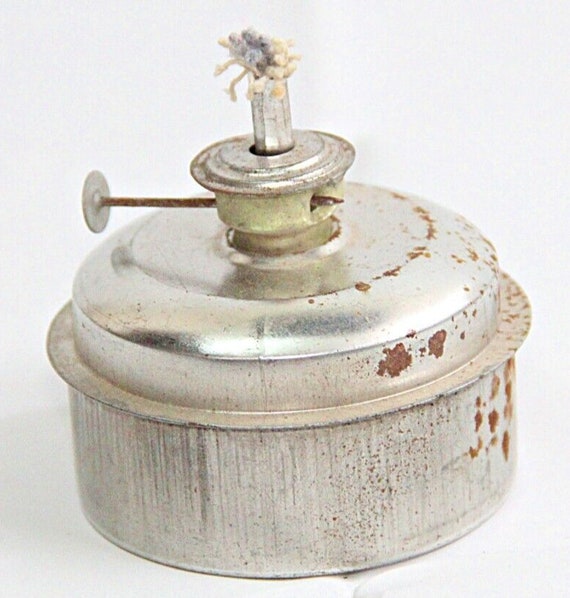 Vintage Tin Kerosene Oil Lamp – Small Traditional Indian Craft – Unique Home Decor & Perfect Gift for Collectors and Vintage Enthusiast L2