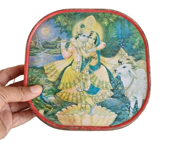 Vintage Litho Print Lord Krishna & Radha Tin Box– Janta Sweets Traditional Indian Artwork, Antique Collectible Decor, Divine Kitchen Display