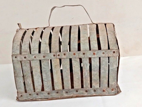 Vintage Handmade Tin Rat Trap Cage for Live Mouse Catching, Unique Craftsmanship from India, Decorative and Functional Pest Control Solution