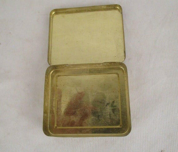 berkeley cigarettes old packaging Buy Vintage Wills's Berkeley Cigarettes Tin | Bristol London Advertising  Tobacciana Collectible Online in India