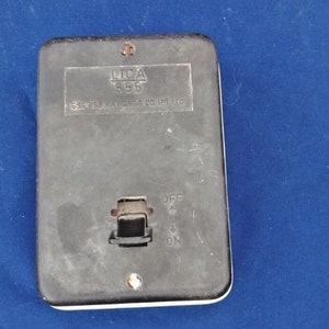 Vintage Bakelite Ceramic ON/OFF Switch: Retro Decor Collectible