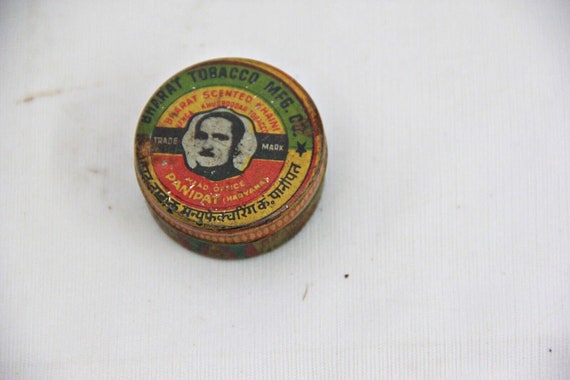 Vintage Bharat Scented Khaini Tin Box – Tobacco Snuff Container Small Round Collectible Historical Memorabilia for Collectors & Enthusiasts