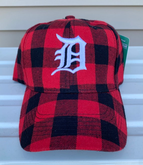 Detroit Tigers D LOGO Red \u0026 Black Plaid 