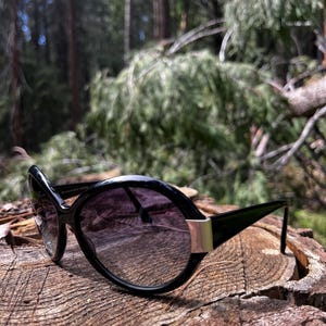 Oliver Peoples Case - Etsy display picture 1