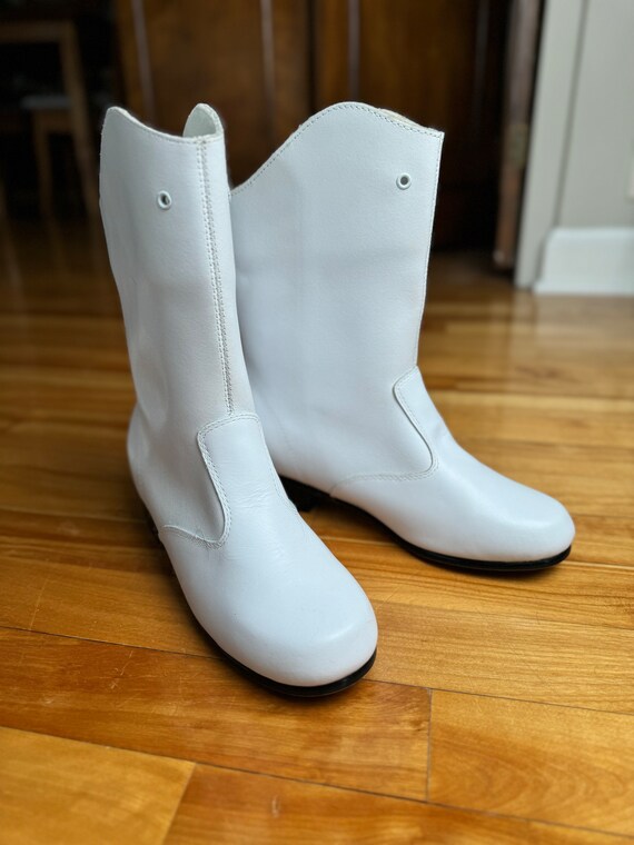 Vintage White Leather Boots for Women, Size 6M, We