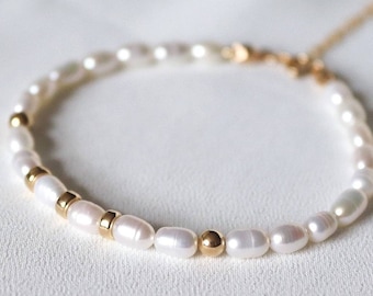 Beaded Pearl Bracelet, 14k Gold Fill & Freshwater Pearl Bracelet, Pearl Jewellery, Dainty Layering Minimalist Stacking Pearl Bracelet