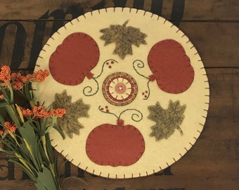 FALL Primitive Stitchery BITTERSWEET PUMPKIN Penny Rug ~ Autumn Candle Mat Harvest