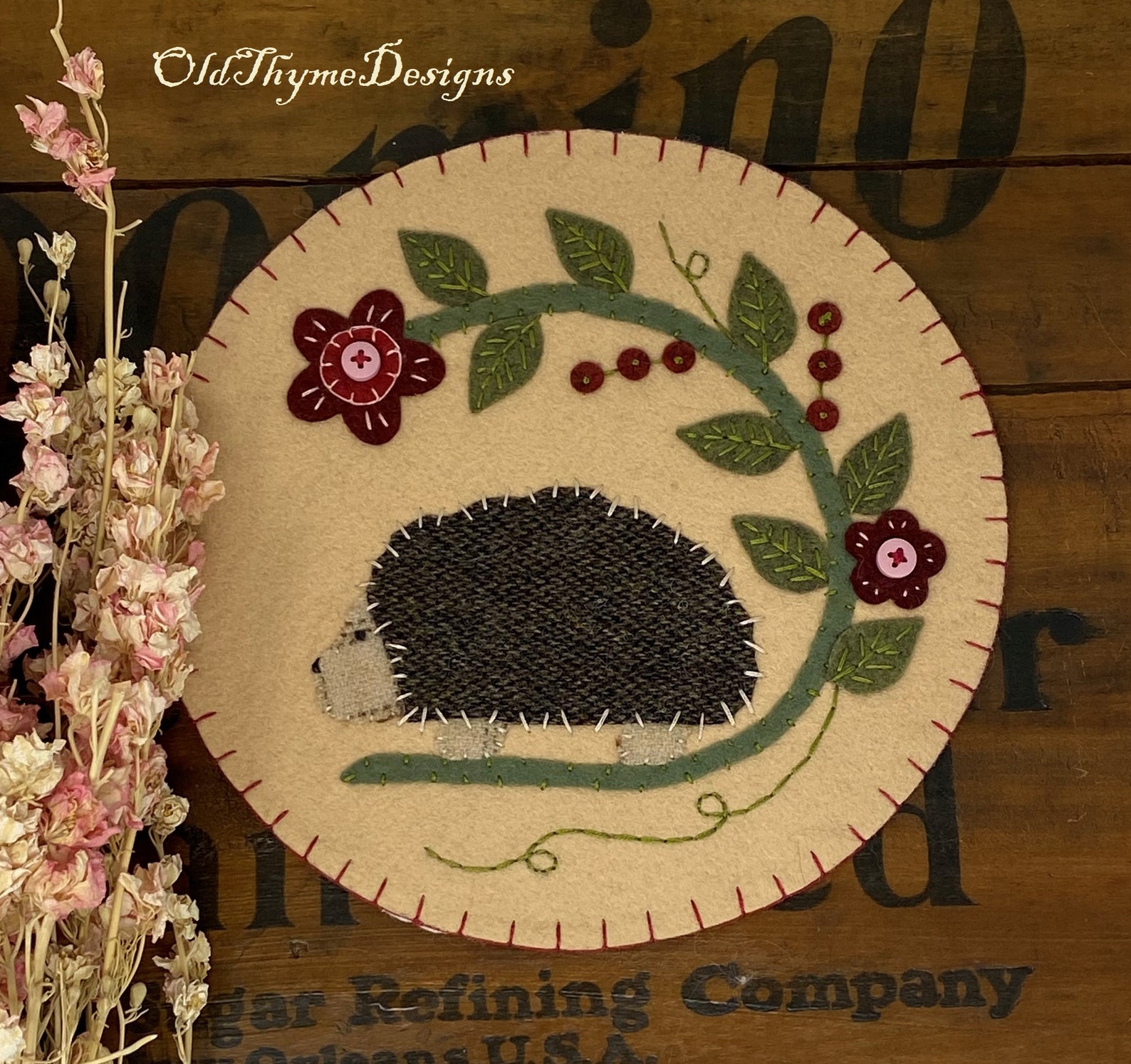 Primitive Stitchery Bittersweet Hedgehog Penny Rug Folk Art Etsy