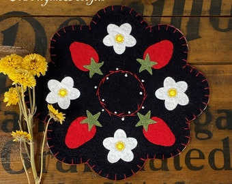 Primitive Stitchery STRAWBERRY Penny Rug ~ Bittersweet , Strawberries & Flowers Candle Mat