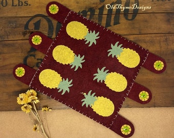 Large Primitive Stitchery Cranberry & Mustard Folk Pineapple Penny Rug ~ Early American Candle Mat Table Runner