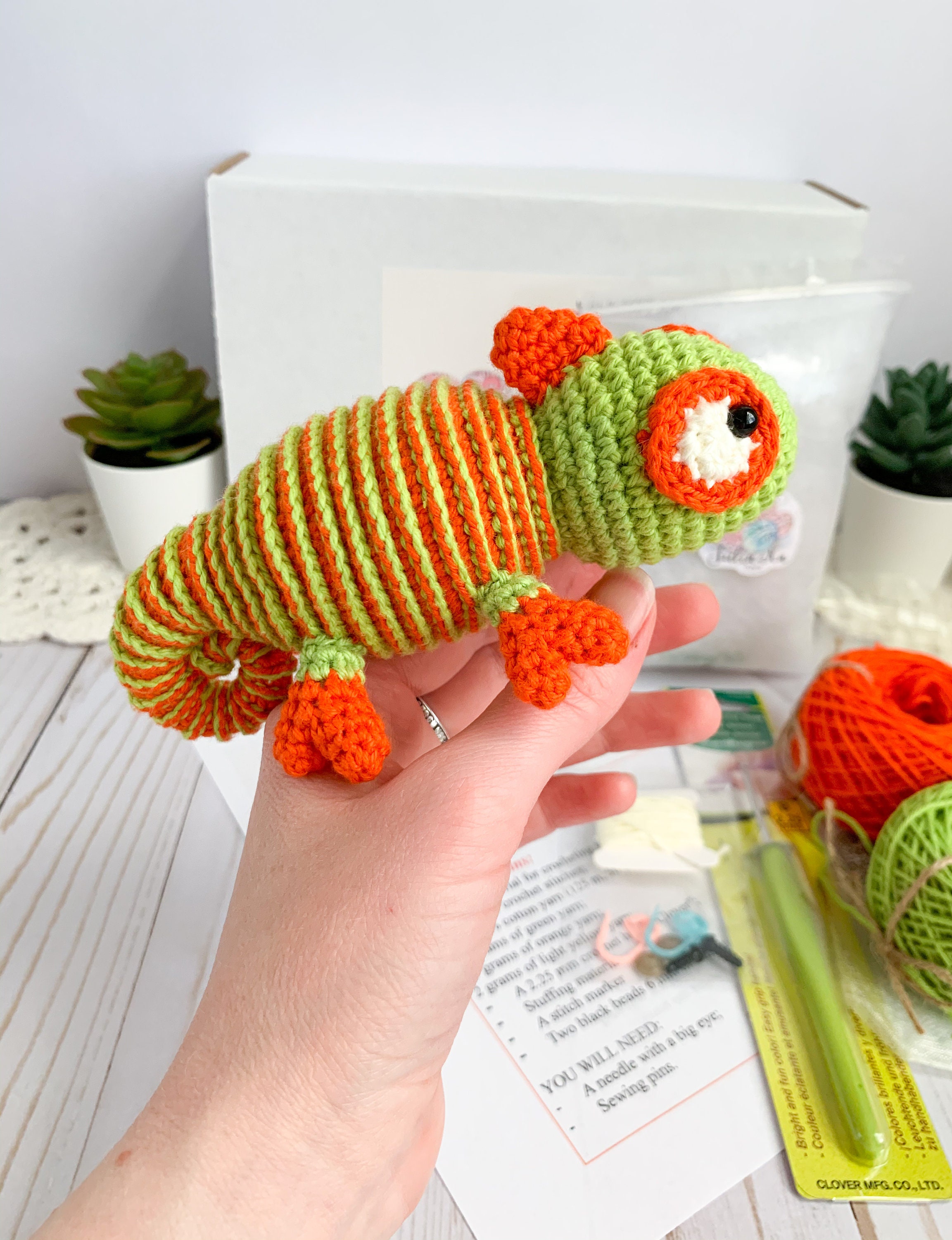Beginner Learn to Crochet Kit Chick Duck the Woobles Easy Crochet Starter Kit  Crochet Plushie Kit Amigurumi Kit DIY Craft Kit Gift 