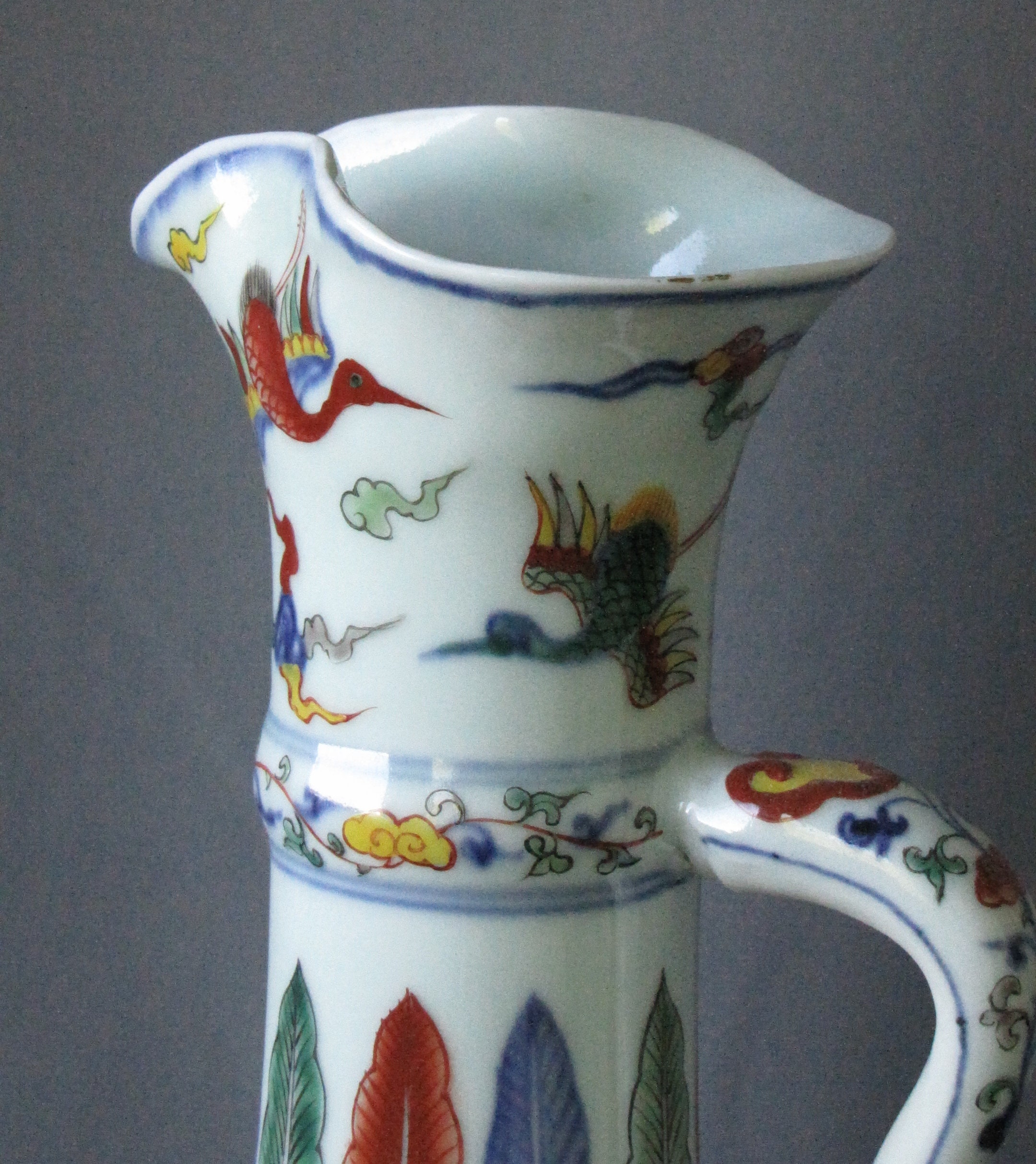 Great Chinese Porcelain Pot With Vibrant Wucai Glaze Etsy