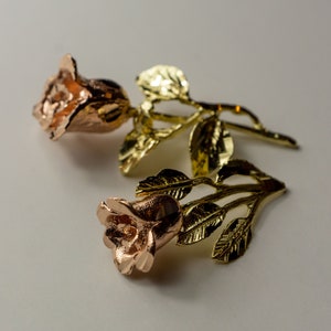 Authentic 10K Solid Yellow & Rose Gold 2D/3D Rose Pendant Flower Charm Diamond Cut Necklace For Mother&#39;s Day