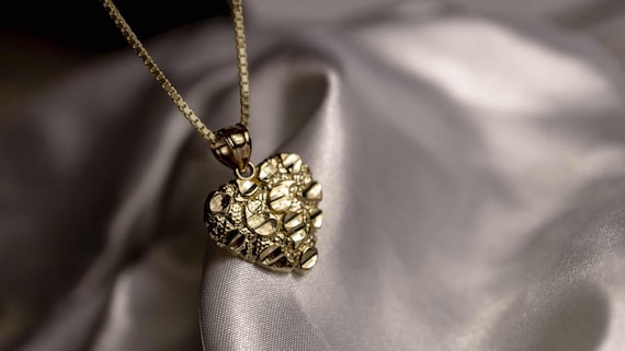Puffed Heart Pendant Vintage 14 Karat Yellow Gold Hammered Design Hollow  Jewellery | Chairish