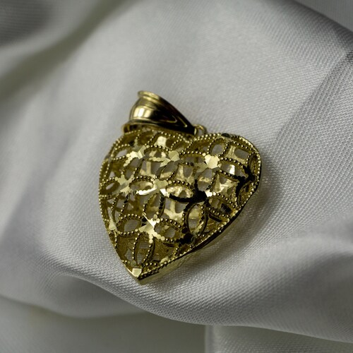 Buy Authentic 10K Solid Yellow Gold 3D Heart Charm Pendant With 4