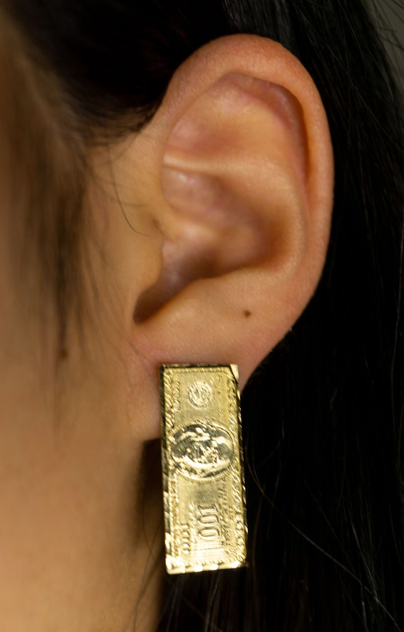 100 shop gold earrings