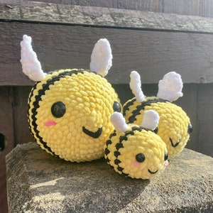 Multi bee family crochet pattern
