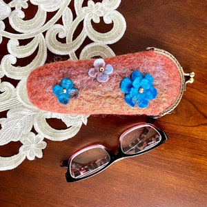 Wool glasses case, Wool glasses ptotector, Felted glasses case, Wool glasses holder