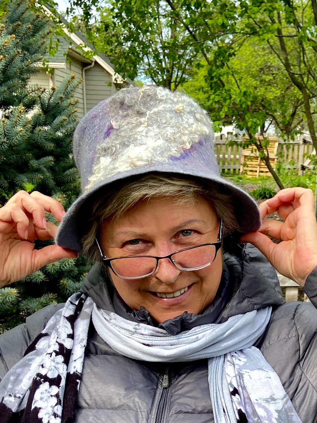 Handmade Felted Wool Bucket Hat, 1920s Style - Etsy display picture 3